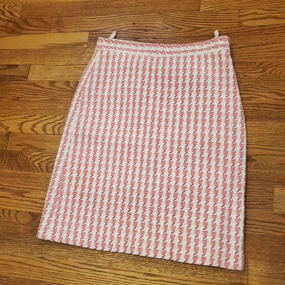 Banana Republic skirt small sz8 Med Straight pencil Houndstooth pink white check